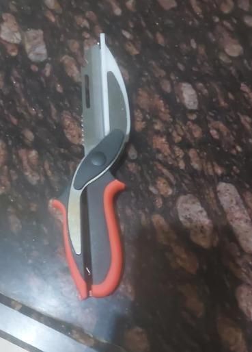 Smart 2-in-1 Kitchen Scissor Cutter Knife – Multi-Function Food Chopper with Built-In Cutting Board
